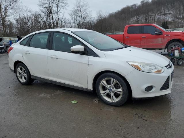 1FADP3F22DL297564 - 2013 FORD FOCUS SE WHITE photo 4