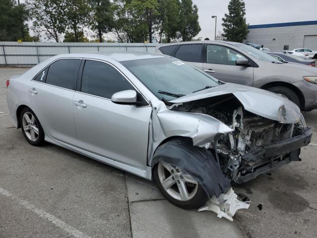 4T1BF1FK1EU826504 - 2014 TOYOTA CAMRY L SILVER photo 4