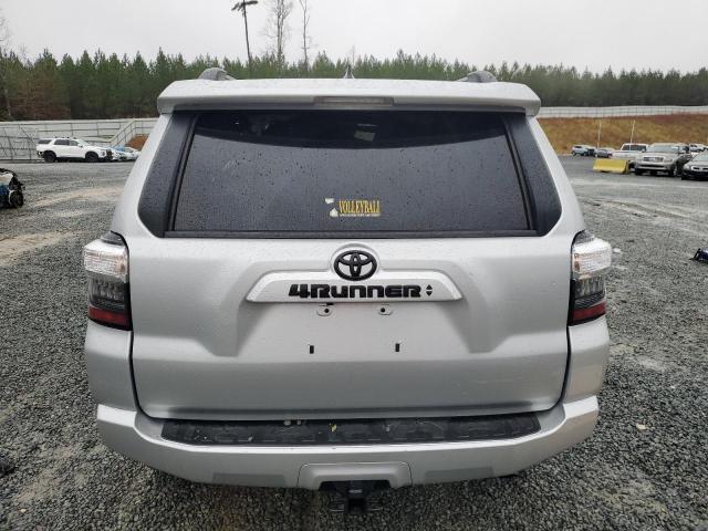 JTENU5JR9N6026729 - 2022 TOYOTA 4RUNNER SR5/SR5 PREMIUM 灰色 照片 6