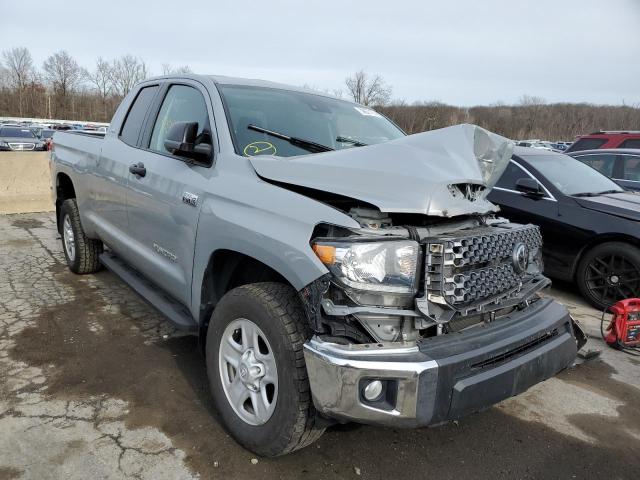 5TFUY5F14LX932589 - 2020 TOYOTA TUNDRA DOUBLE CAB SR/SR5 SILVER photo 4