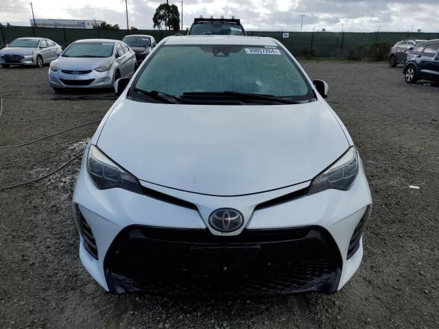 5YFBURHE3HP606394 - 2017 TOYOTA COROLLA L WHITE photo 5