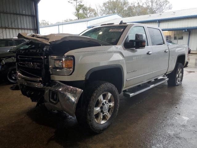 1GT12TEY4JF161593 - 2018 GMC SIERRA K2500 SLT WHITE photo 1