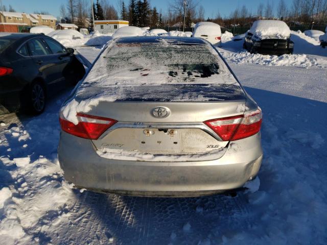 4T1BF1FK3FU916514 - 2015 TOYOTA CAMRY LE GRAY photo 6