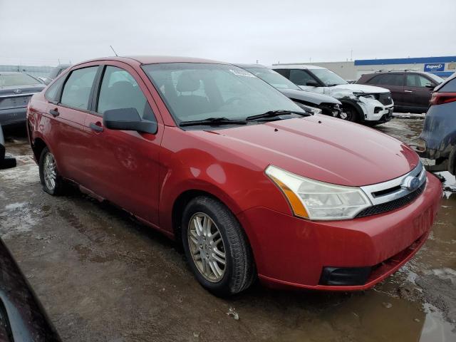 1FAHP3FN9AW205016 - 2010 FORD FOCUS SE RED photo 4