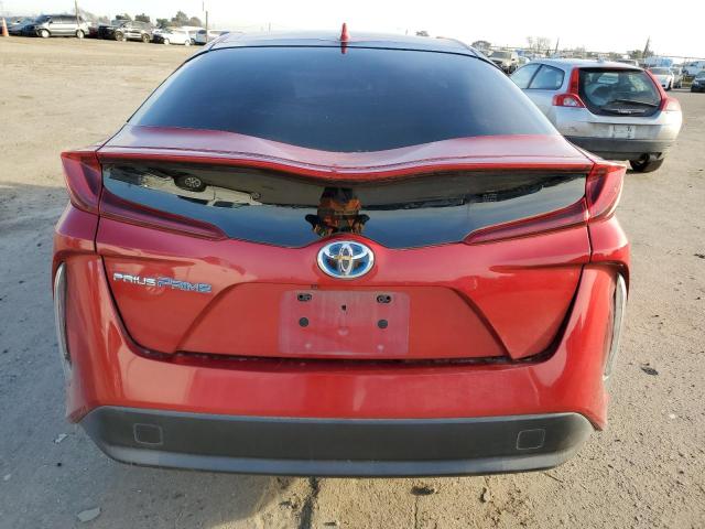JTDKARFP2H3040055 - 2017 TOYOTA PRIUS PRIM 红色 照片 6