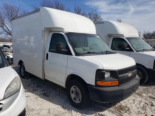 1GB0G2BG6D1174287 - 2013 CHEVROLET EXPRESS G3 WHITE photo 4