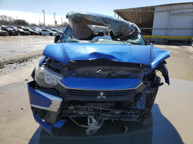 JA4AP3AU3HZ026080 - 2017 MITSUBISHI OUTLANDER ES BLUE photo 5