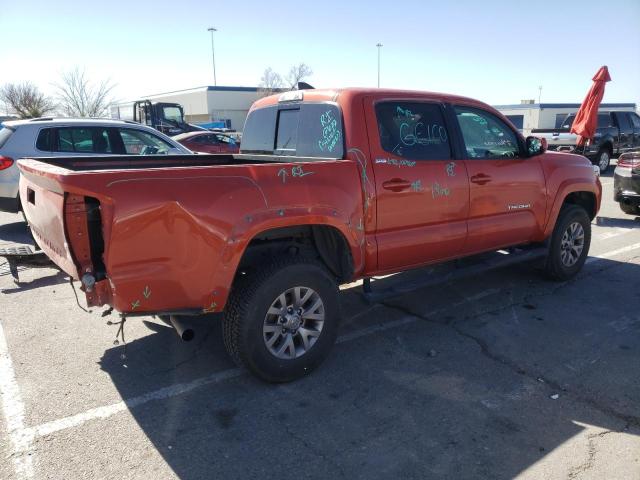 3TMAZ5CN2JM063453 - 2018 TOYOTA TACOMA DOUBLE CAB 橙色 照片 3