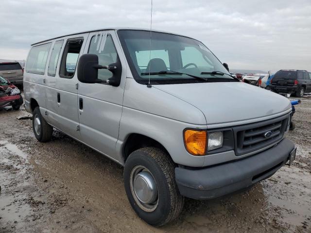 1FBNE31L64HA68607 - 2004 FORD ECONOLINE E350 SUPER DUTY WAGON SILVER photo 4