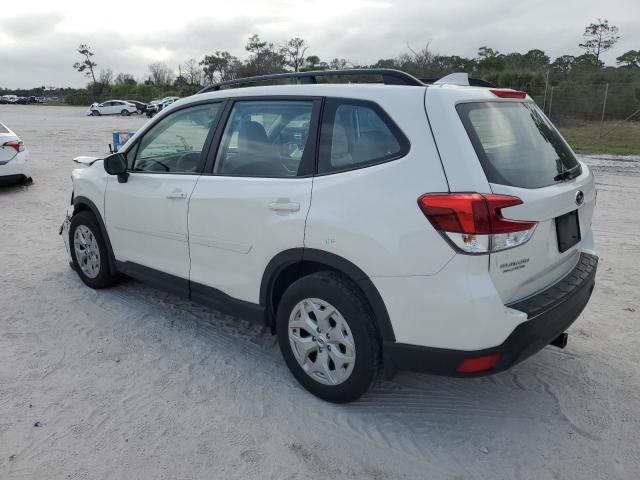 JF2SKADC6MH581400 - 2021 SUBARU FORESTER WHITE photo 2