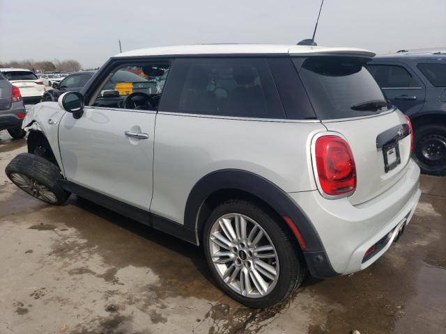 WMWXP7C50F2A33961 - 2015 MINI COOPER S SILVER photo 2