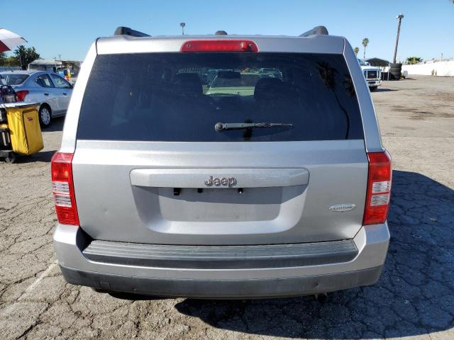 1C4NJPFA5GD659349 - 2016 JEEP PATRIOT LATITUDE SILVER photo 6