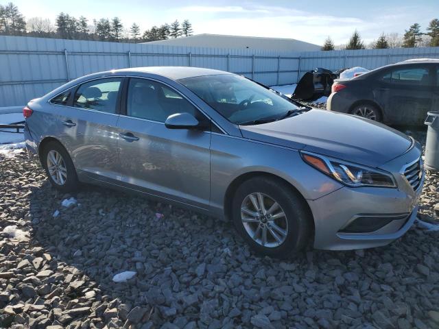 5NPE24AF5HH593699 - 2017 HYUNDAI SONATA SE SILVER photo 4