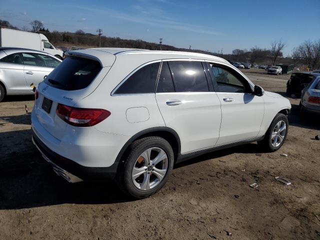 WDC0G4KB3JV024163 - 2018 MERCEDES-BENZ GLC 300 4MATIC WHITE photo 3