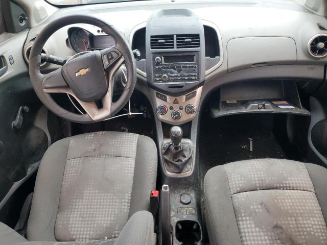 1G1JB5SH6F4210904 - 2015 CHEVROLET SONIC LS 银色 照片 8