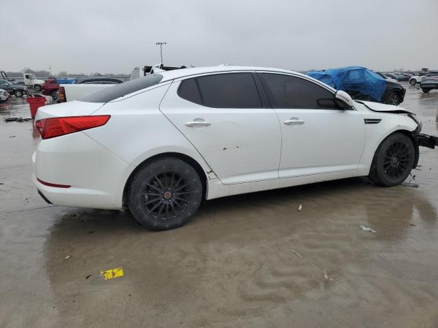 5XXGM4A77DG171922 - 2013 KIA OPTIMA LX WHITE photo 3