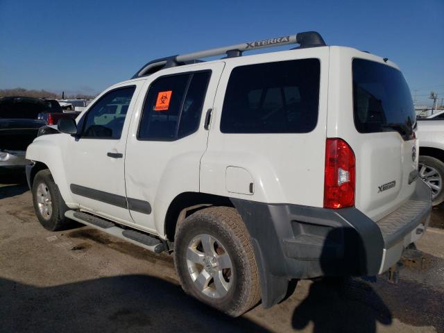 5N1AN0NW6DN812085 - 2013 NISSAN XTERRA X WHITE photo 2