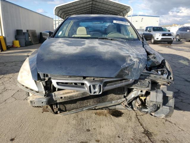 JHMCM56475C006679 - 2005 HONDA ACCORD LX WHITE photo 5