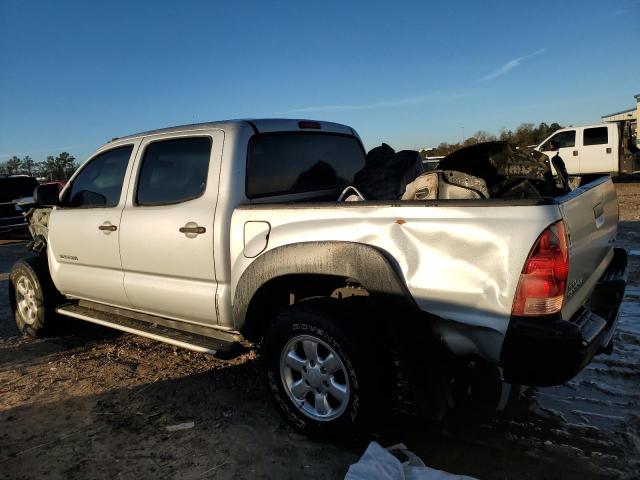 3TMJU62NX8M070196 - 2008 TOYOTA TACOMA DOUBLE CAB PRERUNNER SILVER photo 2