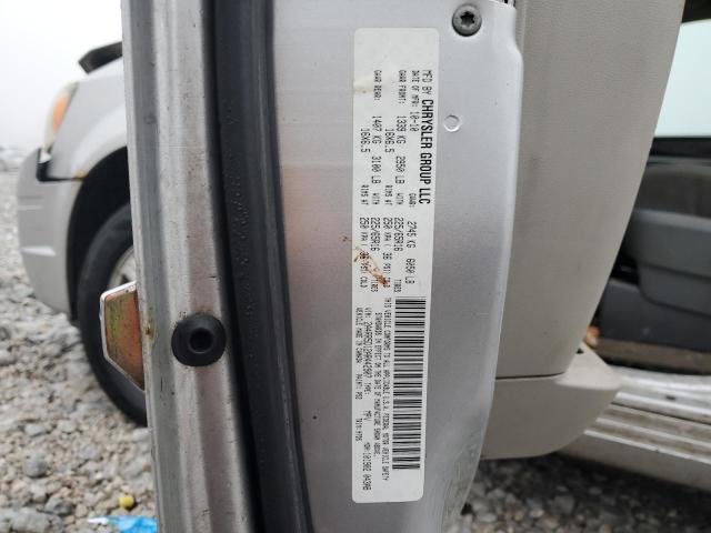 2A4RR5D12AR442907 - 2010 CHRYSLER TOWN & COU TOURING SILVER photo 13