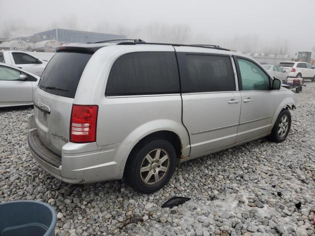 2A4RR5D12AR442907 - 2010 CHRYSLER TOWN & COU TOURING SILVER photo 3