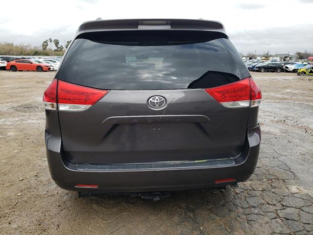 5TDKK3DC2DS304717 - 2013 TOYOTA SIENNA LE GRAY photo 6