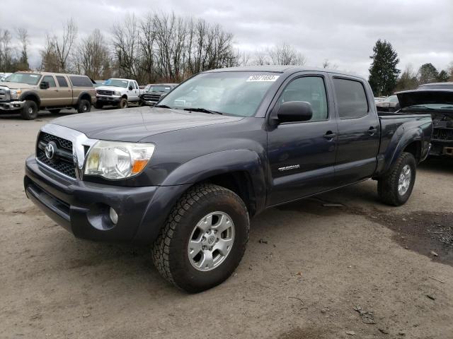 3TMMU4FN1BM035677 - 2011 TOYOTA TACOMA DOUBLE CAB LONG BED GRAY photo 1