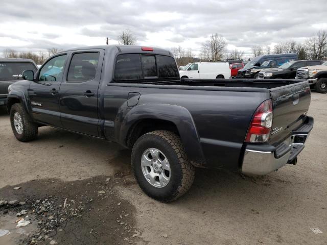 3TMMU4FN1BM035677 - 2011 TOYOTA TACOMA DOUBLE CAB LONG BED GRAY photo 2