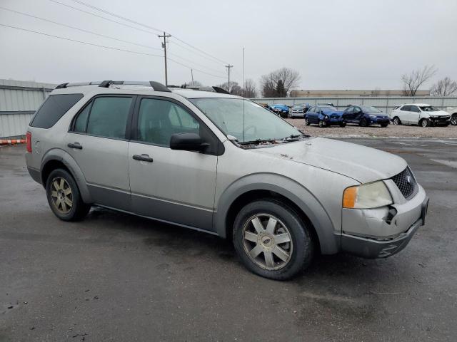 1FMZK01156GA47139 - 2006 FORD FREESTYLE SE SILVER photo 4