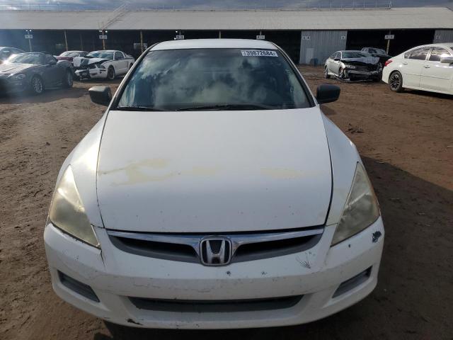 JHMCM56136C002152 - 2006 HONDA ACCORD VALUE WHITE photo 5