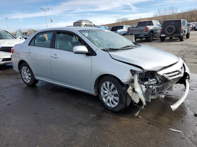 2T1BU4EE5DC929654 - 2013 TOYOTA COROLLA BASE SILVER photo 4