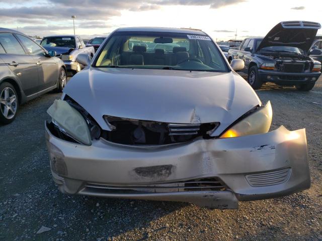 4T1BF30K75U608944 - 2005 TOYOTA CAMRY LE BROWN photo 5