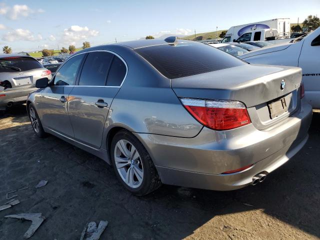 WBANU5C51AC364049 - 2010 BMW 528 I GRAY photo 2