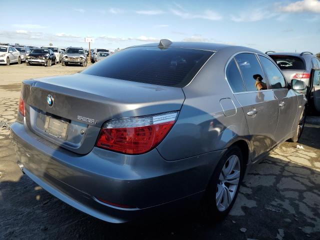 WBANU5C51AC364049 - 2010 BMW 528 I GRAY photo 3