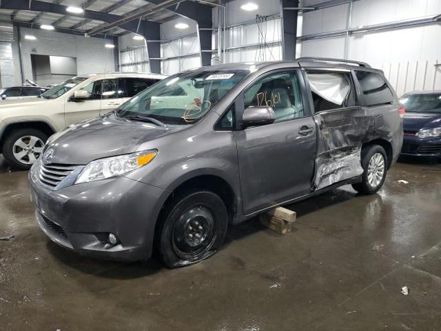 5TDYK3DCXDS377845 - 2013 TOYOTA SIENNA XLE GRAY photo 1