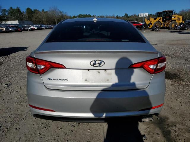 5NPE24AF9GH401988 - 2016 HYUNDAI SONATA SE SILVER photo 6