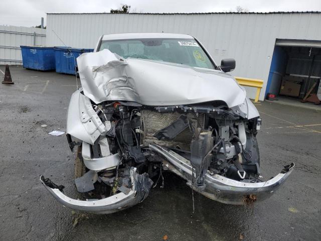 1C6RR7TT9KS575501 - 2019 RAM 1500 CLASS SLT ვერცხლისფერი ფოტო 5