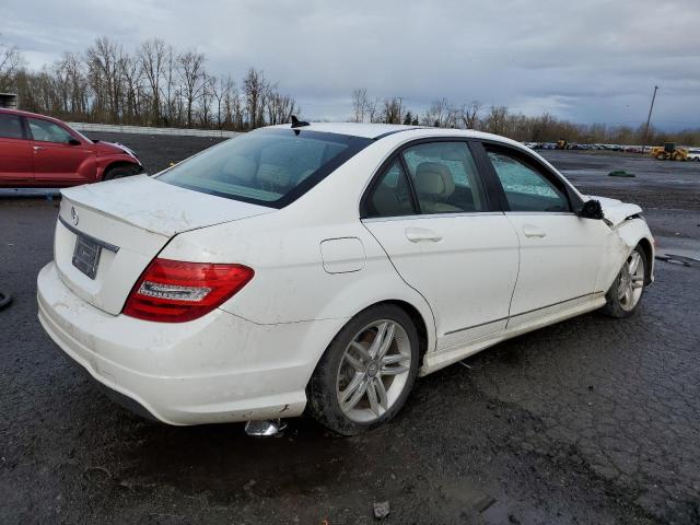 WDDGF4HB6DR280833 - 2013 MERCEDES-BENZ C 250 WHITE photo 3