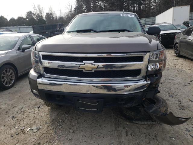 2GCEK13M871619108 - 2007 CHEVROLET SILVERADO K1500 CREW CAB GRAY photo 5