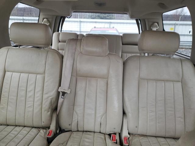 5LMFU27R04LJ03561 - 2004 LINCOLN NAVIGATOR თეთრი ფოტო 10