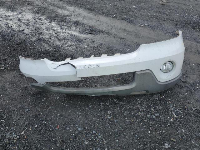 5LMFU27R04LJ03561 - 2004 LINCOLN NAVIGATOR თეთრი ფოტო 13