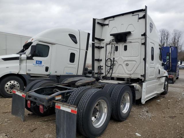 1FUJGLBG1HLJE9978 - 2017 FREIGHTLINER CASCADIA 1 WHITE photo 4