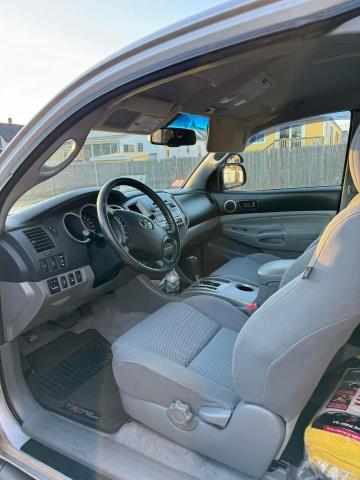 5TEUU4ENXAZ747074 - 2010 TOYOTA TACOMA ACCESS CAB ნაცრისფერი ფოტო 5