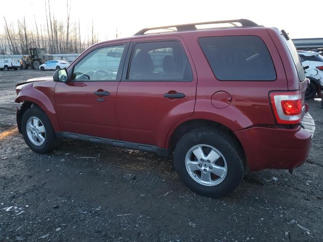 1FMCU9DG2BKB25761 - 2011 FORD ESCAPE XLT RED photo 2