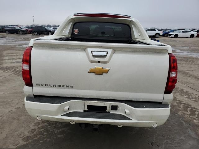 3GNTKGE79CG283771 - 2012 CHEVROLET AVALANCHE LTZ WHITE photo 6