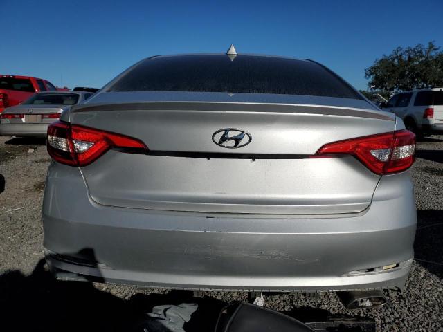 5NPE24AF9GH268410 - 2016 HYUNDAI SONATA SE SILVER photo 6