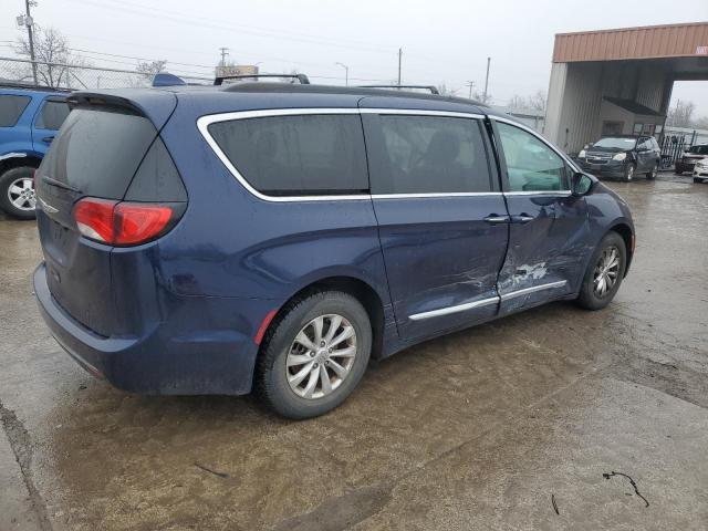 2C4RC1BGXHR569146 - 2017 CHRYSLER PACIFICA TOURING L BLUE photo 3