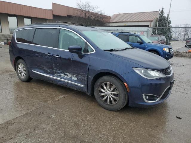 2C4RC1BGXHR569146 - 2017 CHRYSLER PACIFICA TOURING L BLUE photo 4