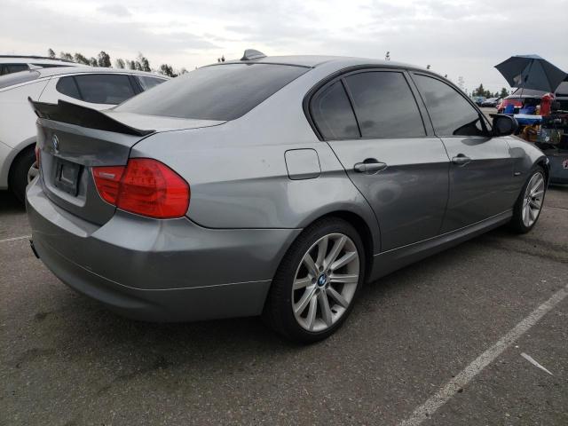 WBAPH5C59BA443530 - 2011 BMW 328 I SULEV GRAY photo 3