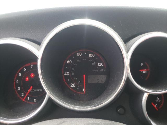 2T1KR30E88C707702 - 2008 TOYOTA COROLLA MA XR WHITE photo 9